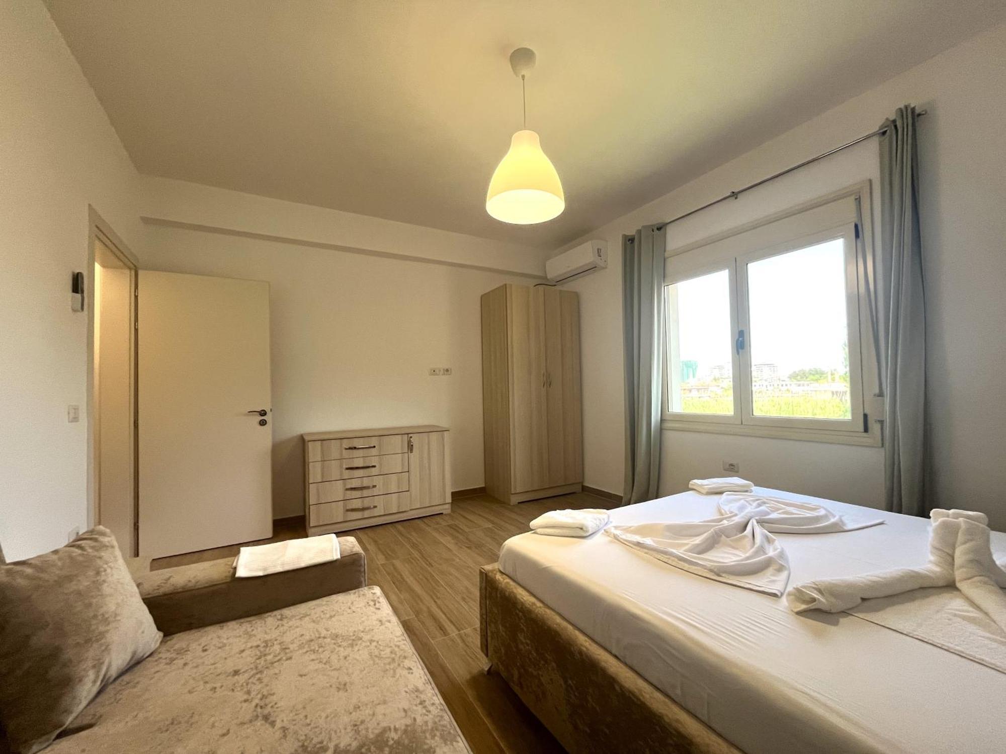 Vila 4 Stinet Vlore Luaran gambar