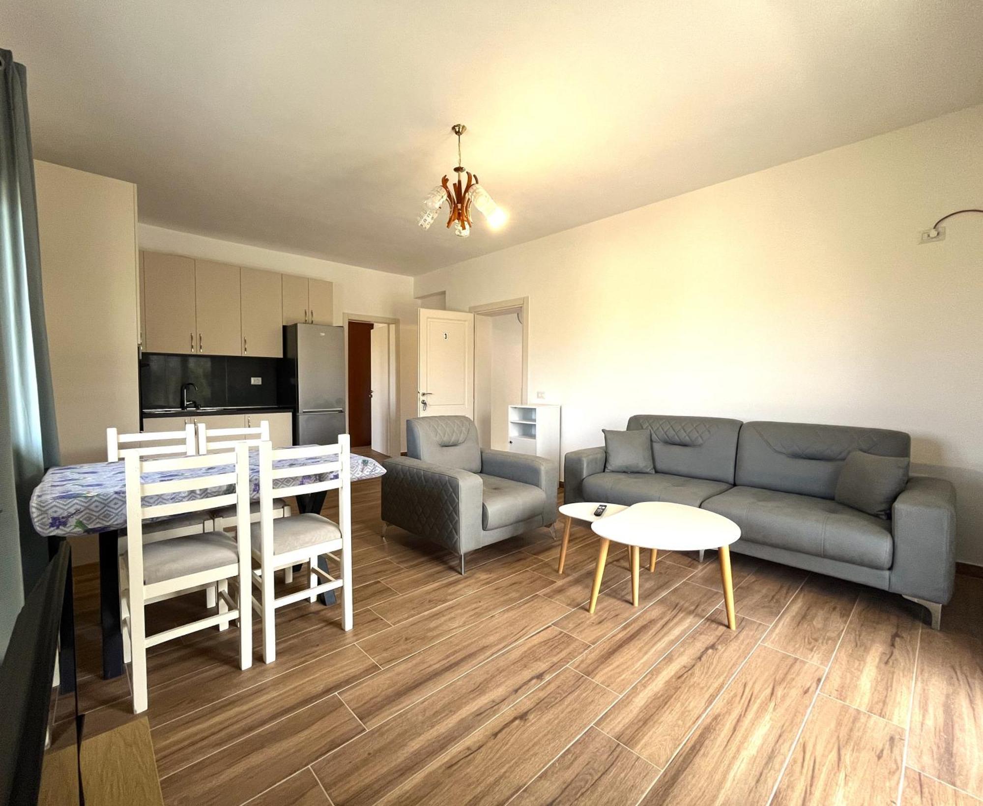 Vila 4 Stinet Vlore Luaran gambar