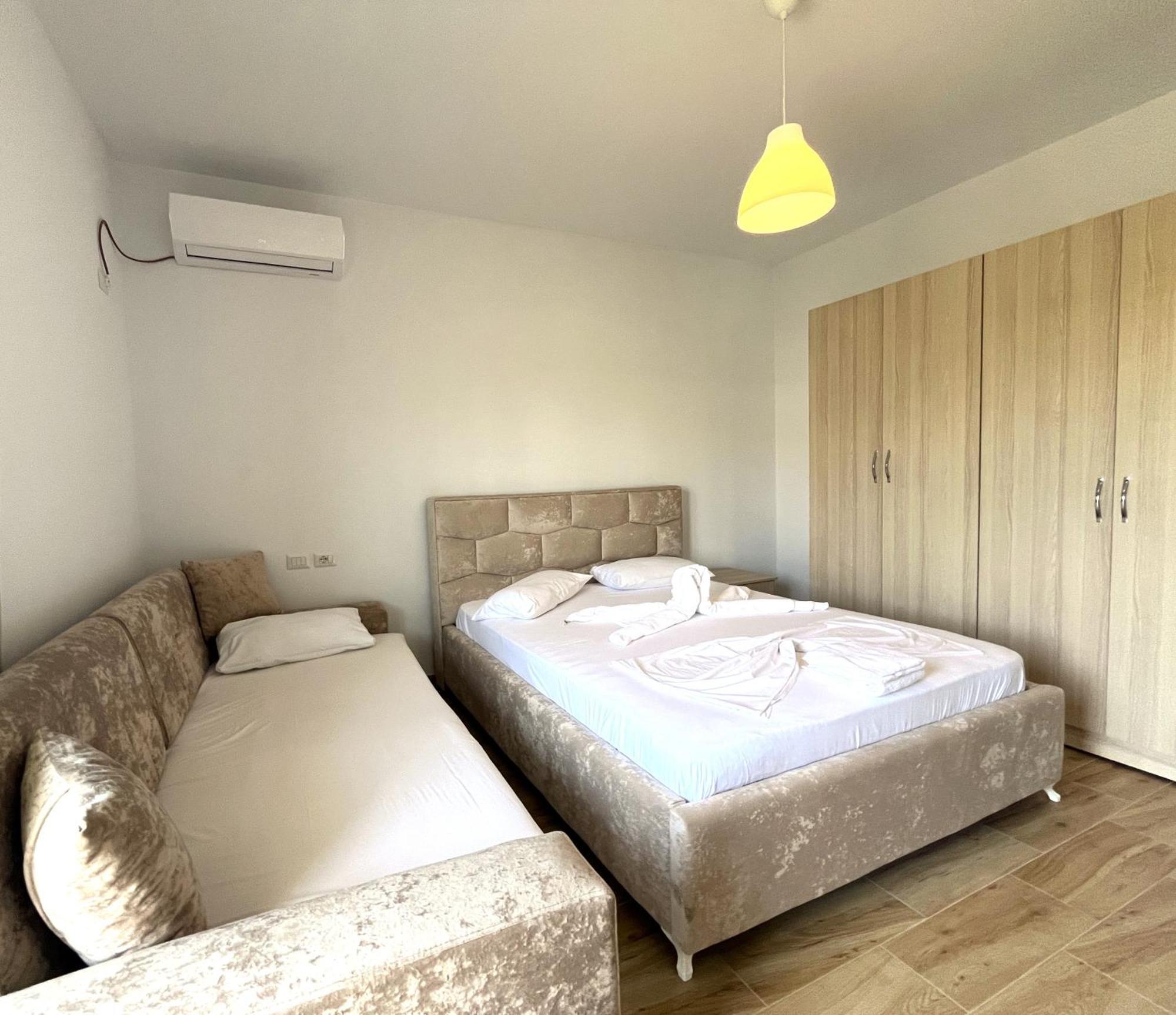 Vila 4 Stinet Vlore Luaran gambar